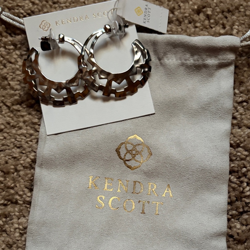 Kendra Scott Silver Shiva Hoop Earrings